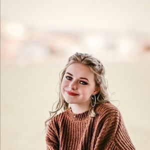 Meet your Posher, Charly beth